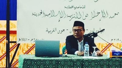 Pengarahan Imam dan Khutbah Kelas VI TMI