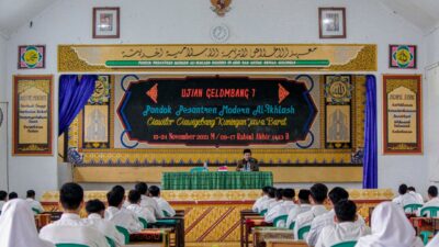 Ujian Gelombang Pertama Siswa-siswi Akhir TMI