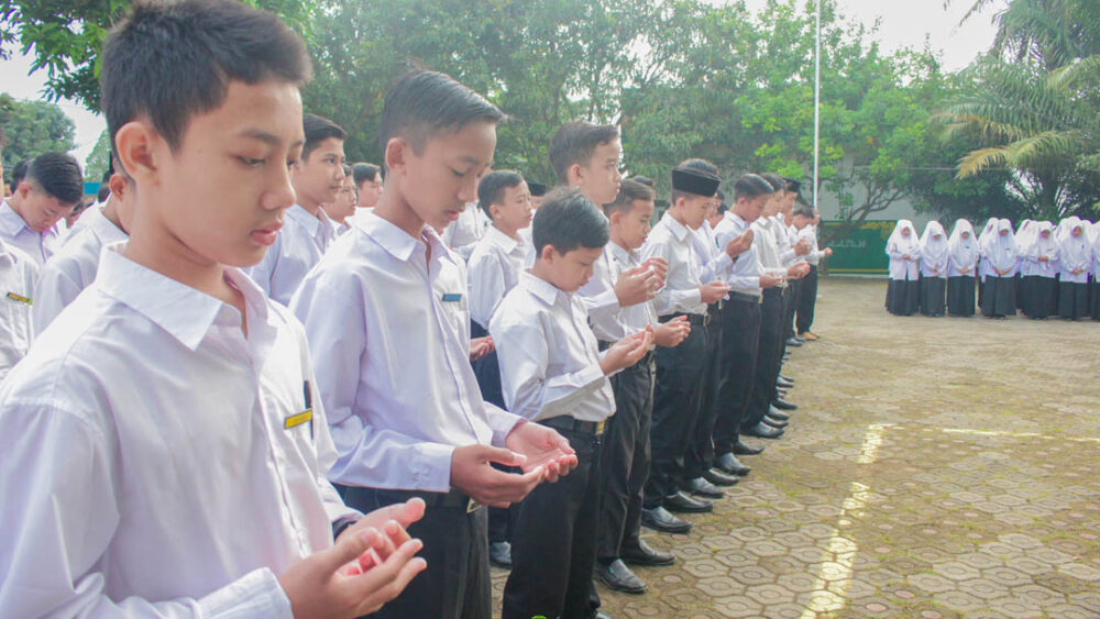 Pendidikan Karakter Ala Pesantren