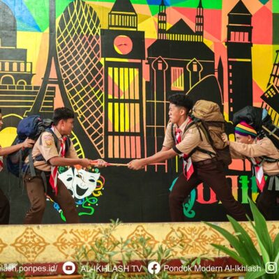 Drama Contest Tingkatkan Kualitas Bahasa Santri