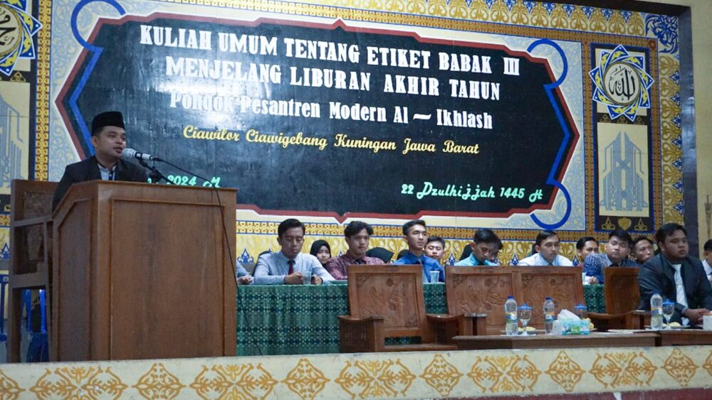 Pesan dan Nasihat Ajari Santri Etika Jelang Liburan