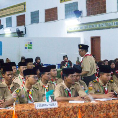 Menyelami Makna Pembina Sejati: Pesan Hangat Kak Mabigus di Tengah Semangat Peserta KMD Pondok Modern Al-Ikhlash