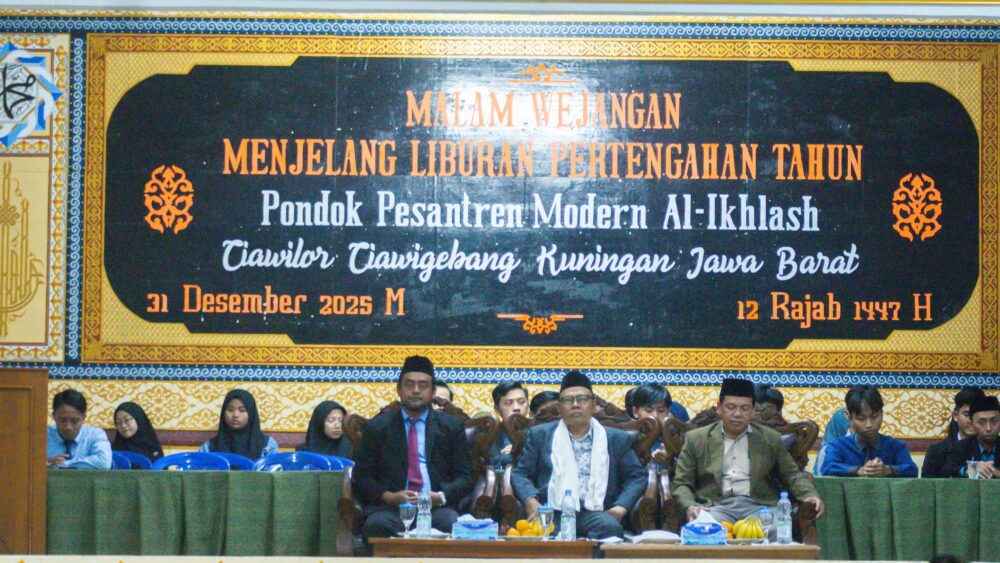 Malam Penuh Nasihat, Bekal Santri Al-Ikhlash Menjelang Liburan Pertengahan Tahun