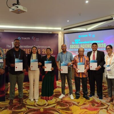 Pimpinan dan Ustadz Al Ikhlash Presentasikan Riset Pesantren di ICOSS 2026 Bali